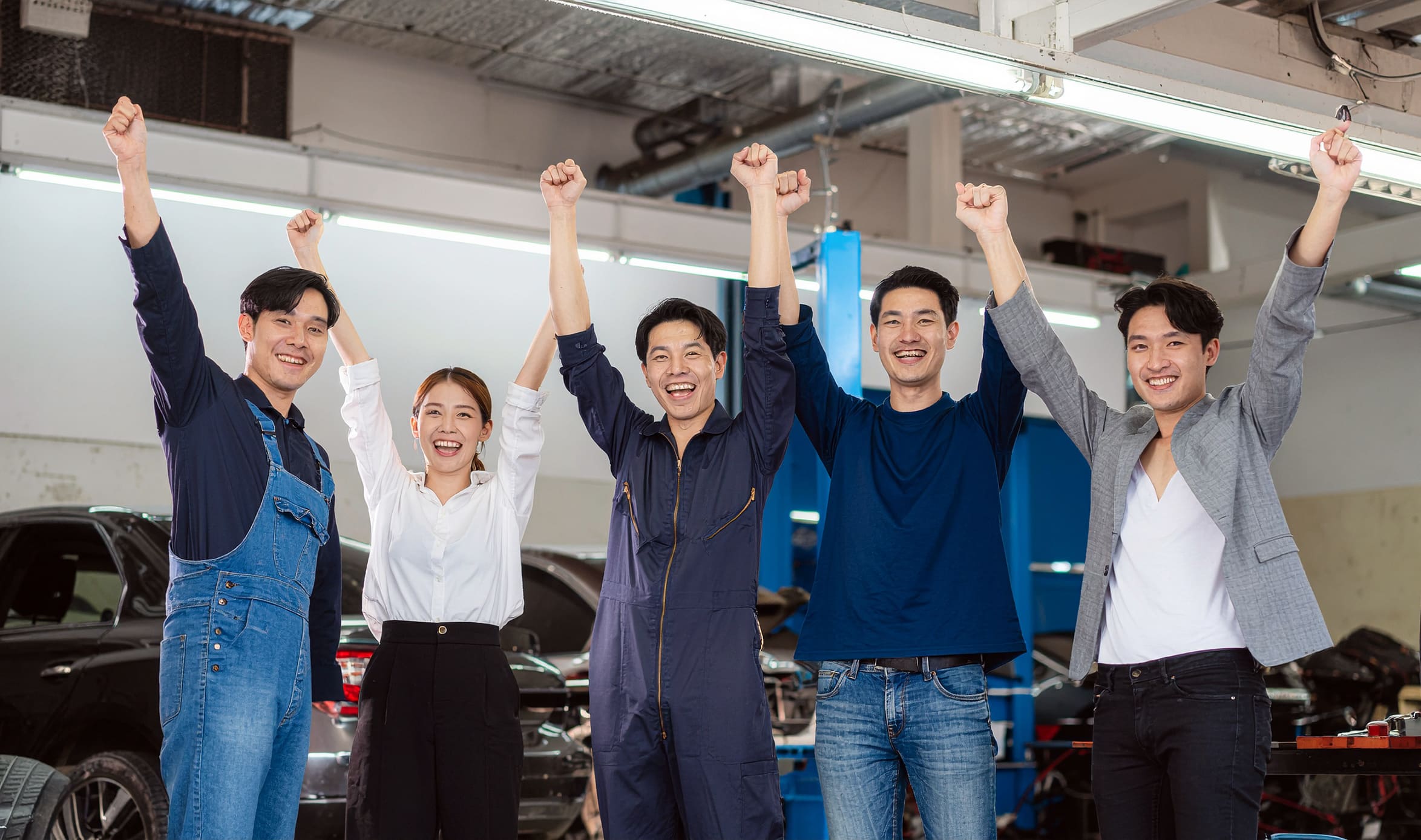 未来の車を想像し、共に働くメンバーを求めています。